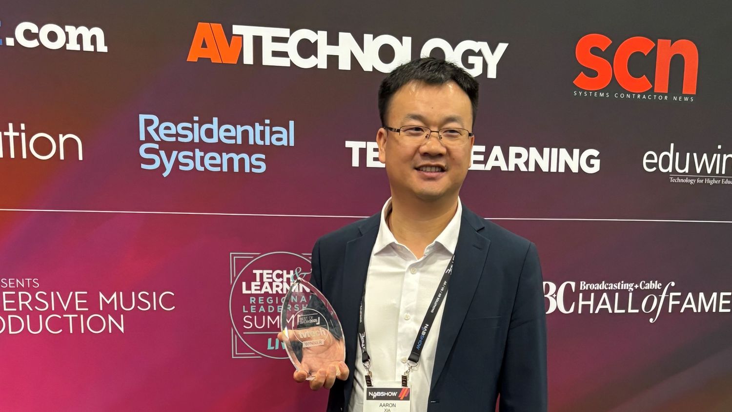 特力科 E10广播级云台摄像机斩获TVTech "Future’s Best of Show" 奖